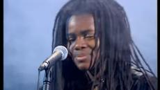 Tracy Chapman - Baby Can I Hold You (Live) Bg subs (вградени) - Videoclip.bg