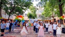 Прощален танц с гълъби  на група ,,Щурче" - Videoclip.bg