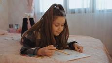 YANA - Тати е полицай, 2022 - Videoclip.bg