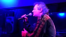 Васил Алексиев - Различен и непостоянен - Videoclip.bg