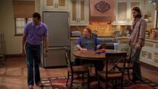 Двама мъже и половина сезон 9 епизод 4 Българско аудио - Videoclip.bg