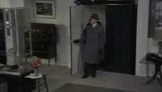 Le grand blond avec une chaussure noire-1 - Videoclip.bg