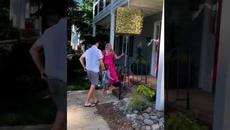 Boy Accidentally Pulls Down Whole Box Pinata During Gender Reveal Party - Videoclip.bg