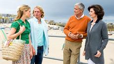 Цветя през зимата (синхронен екип, дублаж по Диема Фемили на 13.09.2014 г.) (запис) - Videoclip.bg