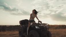 BARBARA BOBAK - SAD MALO PATI (OFFICIAL VIDEO 2022) - Videoclip.bg