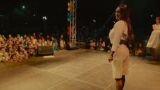 Глория - КОЙ УШИ БАЙРЯКА (LIVE - ЛЕТНИЦА) - Videoclip.bg