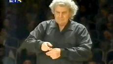 „Δυο γιούς είχες μανούλα μου“ – Δημήτρης Μπάσης - Videoclip.bg