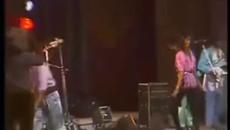 Благовест и Светослав Аргирови (1986) - Факт (на концерт) - Videoclip.bg