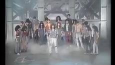 Еял Бобот и Илан Лейбовиц (1991) - Let the Sunshine In - Videoclip.bg