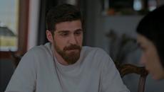 Bana Ne Yaptın? | Alev Alev - Videoclip.bg