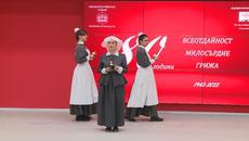 Модно дефиле на сестрински униформи Медицинският колеж в Пловдив отбеляза 80-годишнината си - Videoclip.bg