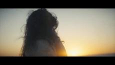 Rihanna - Lift Me Up - Videoclip.bg