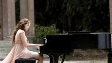 Не Си Отивай Никога » + Бг Превод / Zafiris Melas ft. Evita Sereti - Mi Figeis Pote - Videoclip.bg